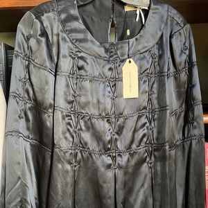 MAXSTUDIO BLACK SATIN BLOUSE NEVER WORN WITH TAGS